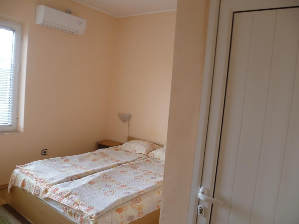 Stai Za Gosti Venera Hotel Hisarya Bagian luar foto