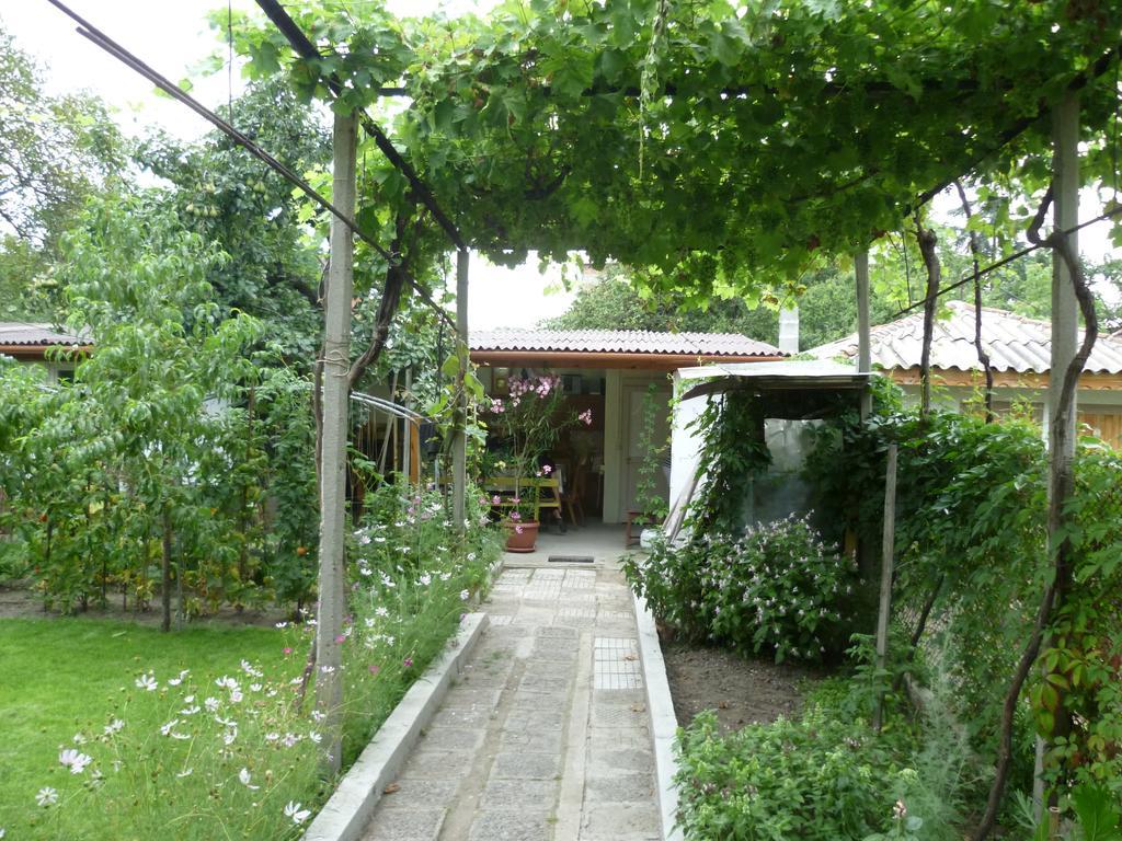 Stai Za Gosti Venera Hotel Hisarya Bagian luar foto