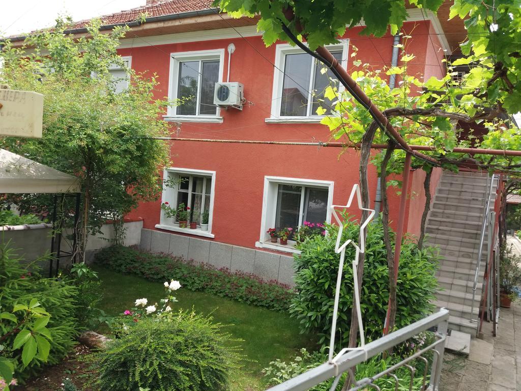 Stai Za Gosti Venera Hotel Hisarya Bagian luar foto