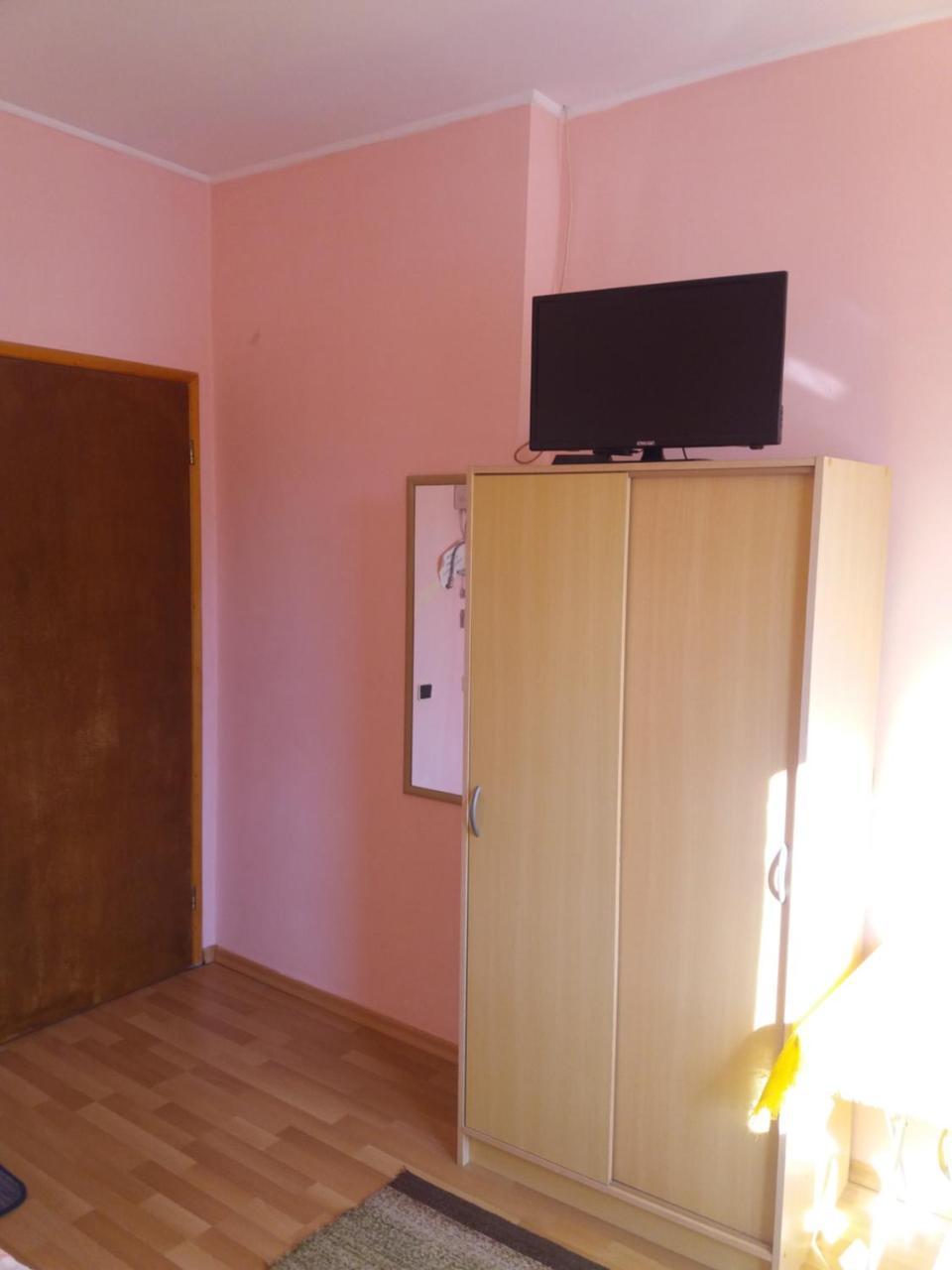 Stai Za Gosti Venera Hotel Hisarya Bagian luar foto